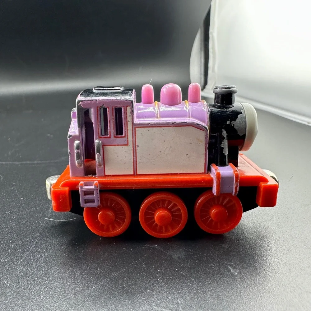 Learning Curve Thomas Friends‎ Take-N-Play Along Rosie Magnetic Train 2006 READ